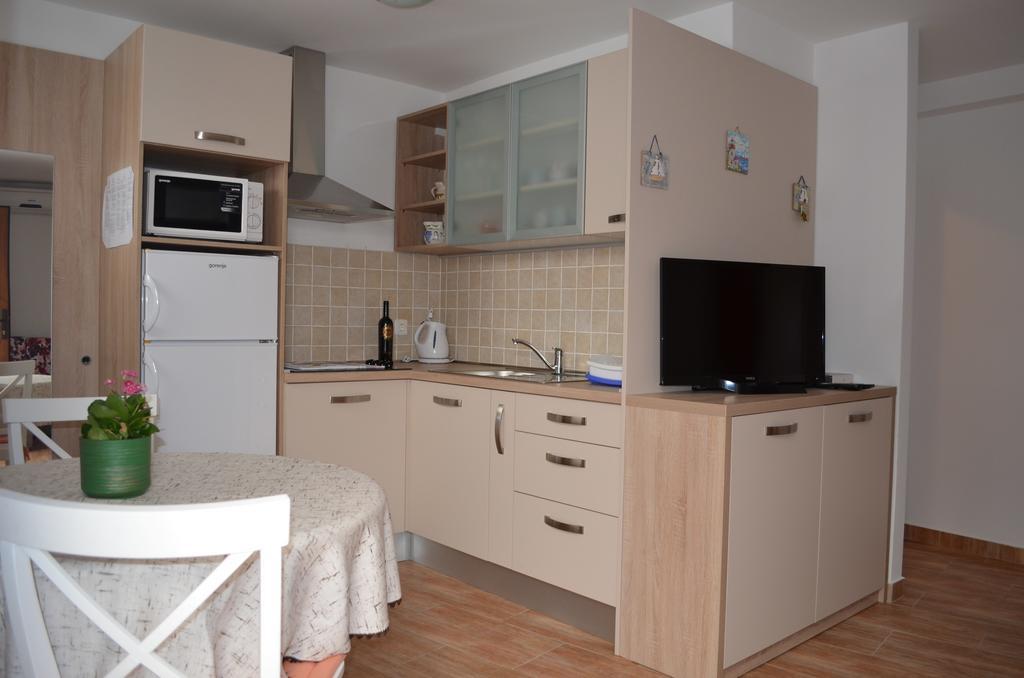Apartments Lora Baška Zimmer foto